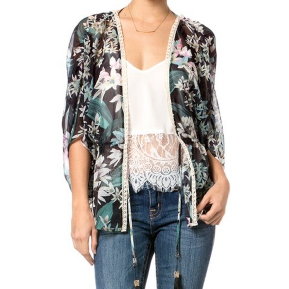 Miss Me Tops - Miss Me Boho Floral Kimono